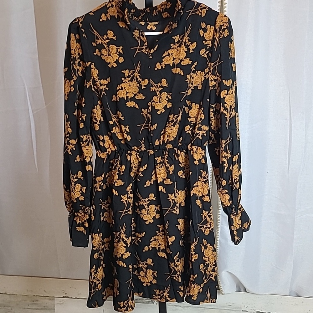 CUPSHE Women's Mock Neck Floral Mini Boho Dress Long Ruffle Sleeve Elastic Waist - Picture 2 of 6